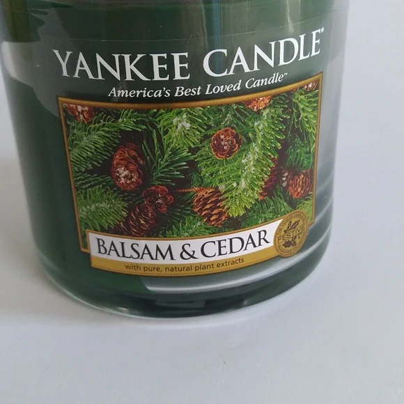 Yankee Candle Balsam & Cedar 7 oz - Picture 4 of 4
